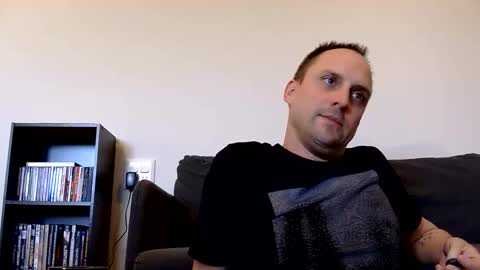 Snapshot of lettucespice chatting on 05-30-26, 03:25 lilithgaze online show from 05-30-26, 03:25