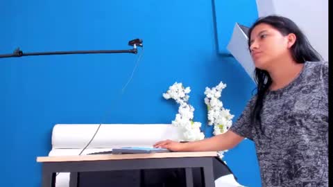 Snapshot of letty_straus chatting on 06-25-26, 11:04 Maria Jose online show from 06-25-26, 11:04