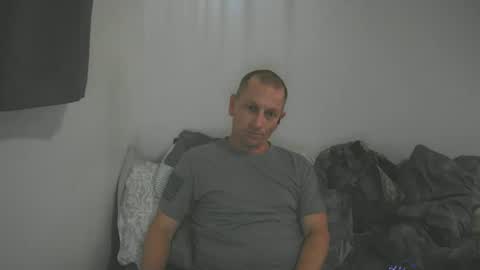 Snapshot of letzbenawtty2026 chatting on 06-17-26, 10:00 arizona222222 online show from 06-17-26, 10:00
