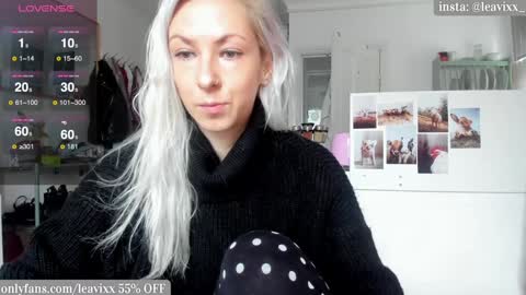 Snapshot of leusee chatting on 12-12-24, 10:56 LeaVixx online show from 12-12-24, 10:56