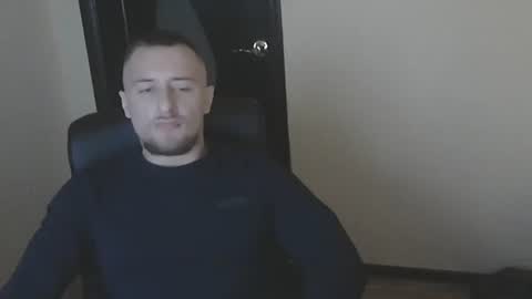 Snapshot of lev1ngston chatting on 12-06-24, 10:27 lev1ngston online show from 12-06-24, 10:27