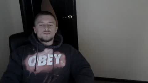 Snapshot of lev1ngston chatting on 12-30-24, 02:53 lev1ngston online show from 12-30-24, 02:53