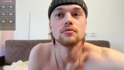 Snapshot of lev_miller chatting on 05-07-26, 11:48 lev_miller online show from 05-07-26, 11:48