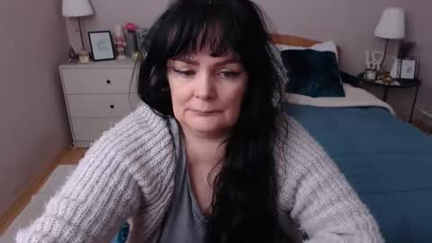 Mary online show from 01-13-26, 01:16