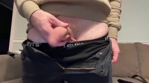 Snapshot of levi071302 chatting on 12-25-24, 03:29 Jacob online show from 12-25-24, 03:29