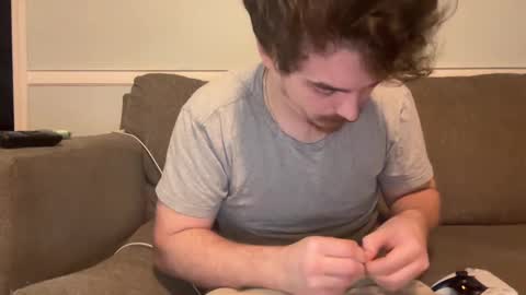 Snapshot of levi071302 chatting on 12-29-24, 02:17 Jacob online show from 12-29-24, 02:17