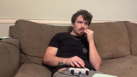 Snapshot of levi071302 chatting on 12-29-24, 11:29 Jacob online show from 12-29-24, 11:29