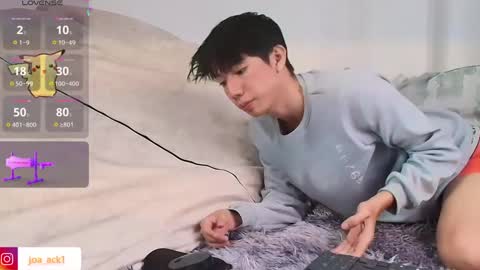 Levi  online show from 02-21-25, 03:32