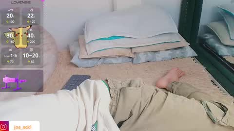 Levi  online show from 03-04-25, 03:37