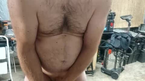 lewandowski82 online show from 11-19-25, 01:16