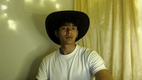 i  am lewis ly EDUARDO MEMDOZA15 online show from 01-09-26, 04:10