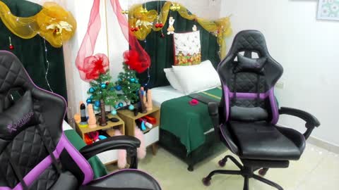 LexaDeRuso online show from 12-31-24, 11:42