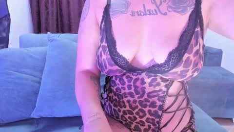 lexa online show from 11-06-25, 07:48