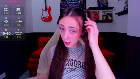 Snapshot of lexi_split chatting on 06-24-26, 02:43 Lexi GTM2 MonWedThurSatSun 1000am-400pm online show from 06-24-26, 02:43