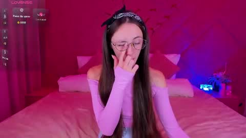 Snapshot of lexi_split chatting on 07-08-26, 01:54 Lexi GTM2 MonWedThurSatSun 1000am-400pm online show from 07-08-26, 01:54