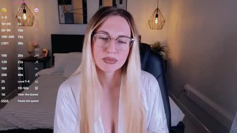Lexy - Follow me online show from 09-18-25, 07:32