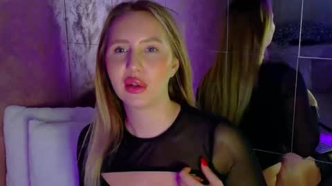 Snapshot of lexi_u_ chatting on 11-03-25, 05:20 LEXXY online show from 11-03-25, 05:20