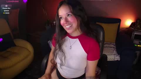 Lexie Thompson   8pm  0000am -5 online show from 03-27-26, 03:12