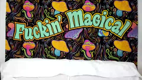 Snapshot of lexie_mack chatting on 10-27-25, 04:22 Lexie Mack online show from 10-27-25, 04:22