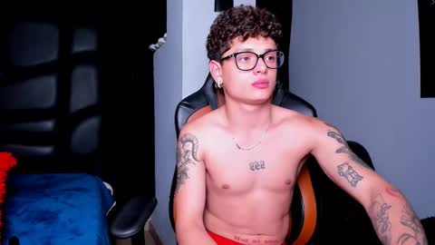 Lixie And Nte online show from 02-18-25, 03:10