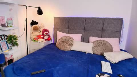 Lixie And Nte online show from 09-30-25, 03:11