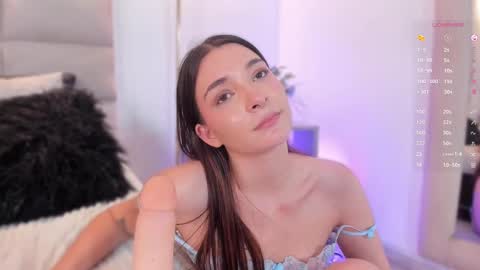 Snapshot of lexiee_grey_ chatting on 02-19-25, 12:25 Lexie online show from 02-19-25, 12:25