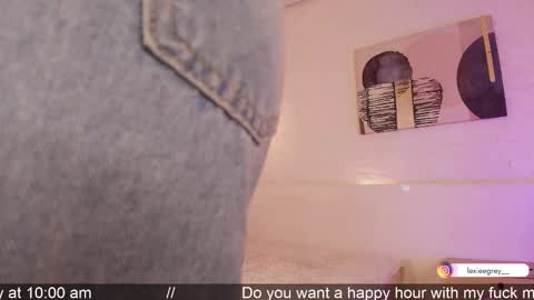 Snapshot of lexiee_grey_ chatting on 03-11-25, 12:17 Lexie online show from 03-11-25, 12:17