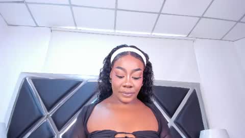 Lexieegrey online show from 06-19-26, 09:29