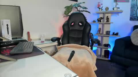 Lexie  online show from 07-17-26, 12:34