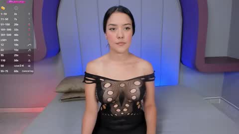 Lexie Thompson  online show from 09-11-25, 12:05