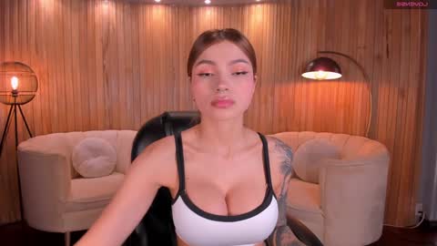 Snapshot of lexiewayne chatting on 12-16-24, 07:54 Lexie online show from 12-16-24, 07:54