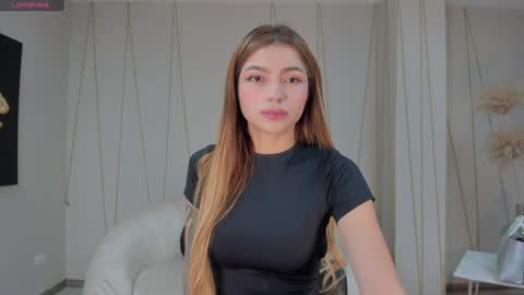 Snapshot of lexiewayne chatting on 01-03-25, 12:19 Lexie online show from 01-03-25, 12:19