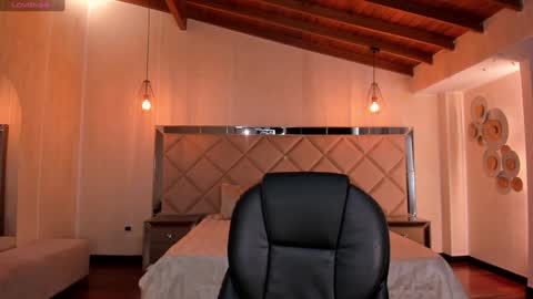 Snapshot of lexiewayne chatting on 01-10-25, 08:48 Lexie online show from 01-10-25, 08:48