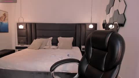 Snapshot of lexiewayne chatting on 02-19-25, 07:59 Lexie online show from 02-19-25, 07:59