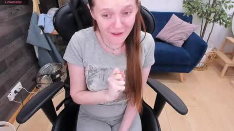 Snapshot of lexihoward chatting on 02-14-25, 06:56 Lexi online show from 02-14-25, 06:56