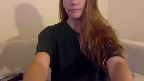 Snapshot of lexiial0 chatting on 11-06-25, 05:41 Alexia L. online show from 11-06-25, 05:41