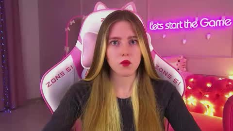 Lexi online show from 12-02-25, 06:19