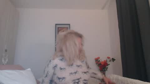Hannah online show from 02-08-26, 01:20