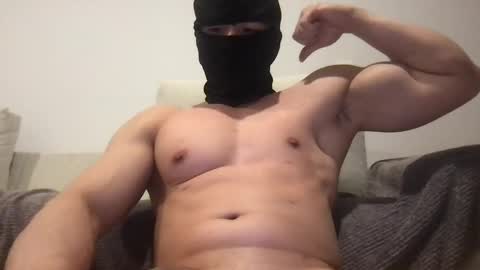 Snapshot of lexxxx442 chatting on 02-04-25, 03:47 AsianKing online show from 02-04-25, 03:47