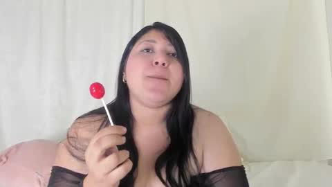 Lexy online show from 11-19-25, 01:22