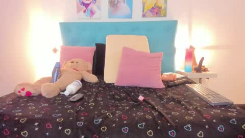 Snapshot of lexy_sexy_20 chatting on 12-23-24, 01:51 lexy_sexy_20 online show from 12-23-24, 01:51