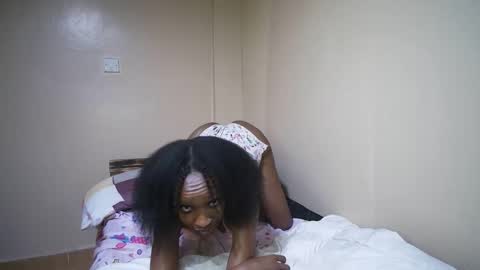 Snapshot of lexy_sky1 chatting on 10-29-25, 03:58 Lexy online show from 10-29-25, 03:58