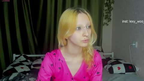 Lexy online show from 04-14-26, 08:48