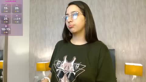 lexyblaze_ online show from 12-20-25, 11:17