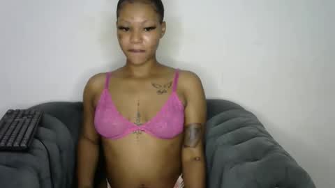 Snapshot of lexybonyy chatting on 05-04-26, 04:08 Lexy online show from 05-04-26, 04:08