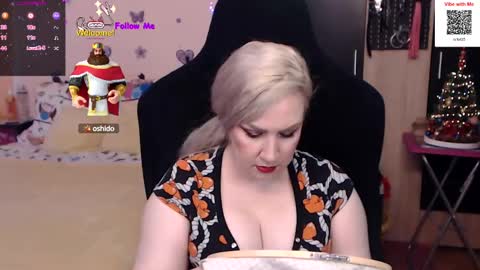 Snapshot of lexygold chatting on 12-28-24, 05:14 Lexy online show from 12-28-24, 05:14