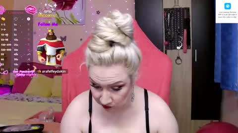 Lexy online show from 11-07-25, 04:07