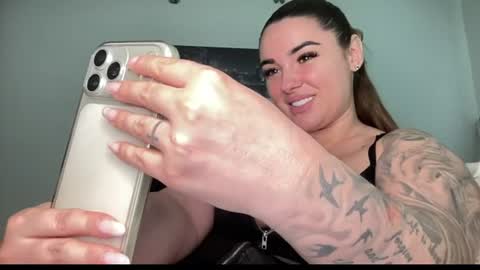 Snapshot of lexyswetty chatting on 06-21-26, 03:25 Lexyswetty online show from 06-21-26, 03:25