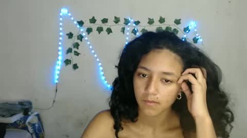 lolita online show from 01-08-25, 04:34