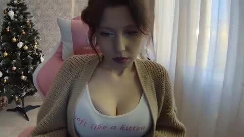 Snapshot of leyanaya chatting on 01-14-25, 05:19 LeyaNaya online show from 01-14-25, 05:19